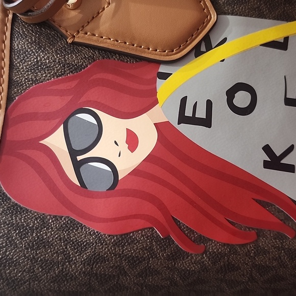 Micheal Kors Eva Leather Tote W/Pouch EUC - Picture 14 of 16